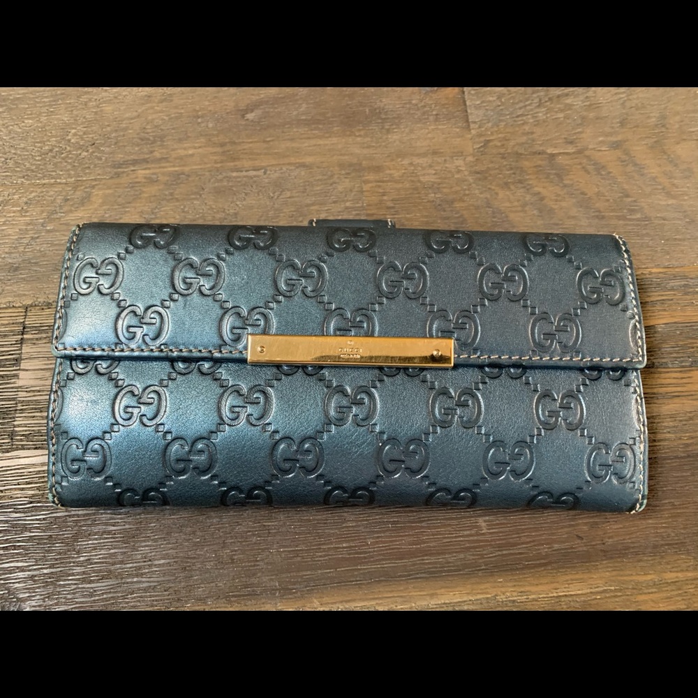 Vintage Gucci wallet